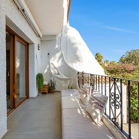 Mediterranean Tropical House